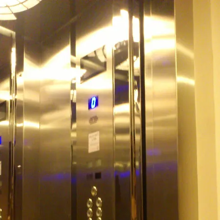 Pera Main ホテル 2*