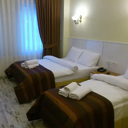 Szálloda Pera Main 2*