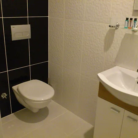 Szálloda Pera Main 2*